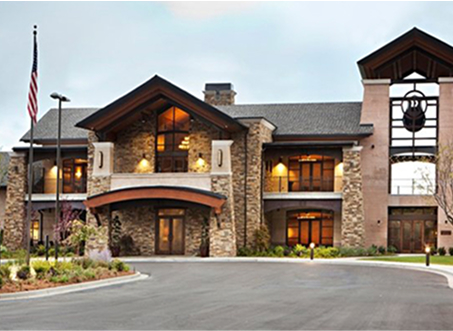 Photo of the exterior of the Riverside Country Club